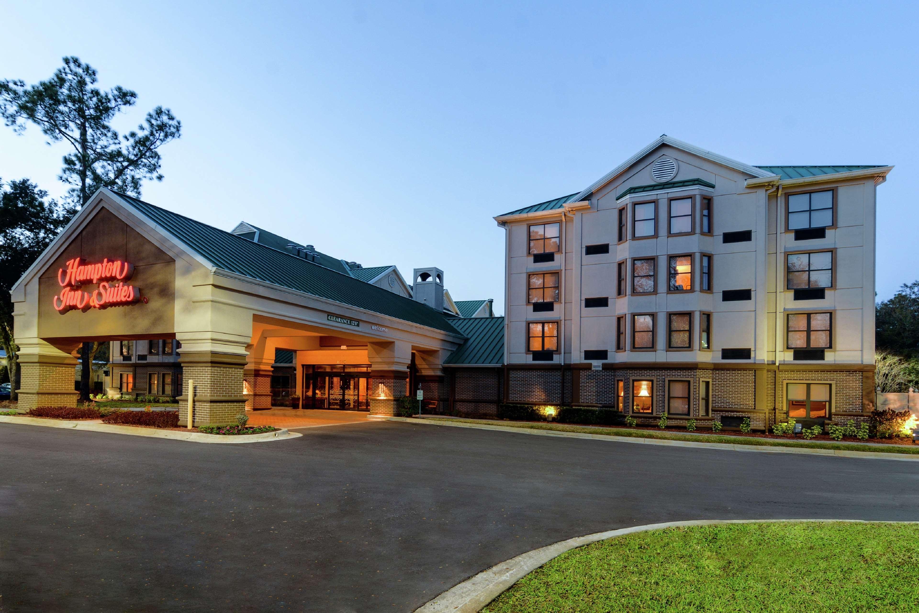 Hampton Inn & Suites Tampa-North Extérieur photo